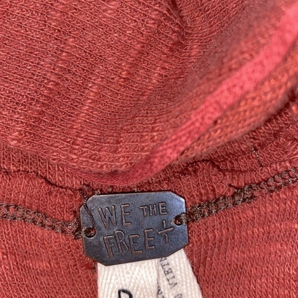 We The Free thermal top with split back size small - Picture 8 of 11